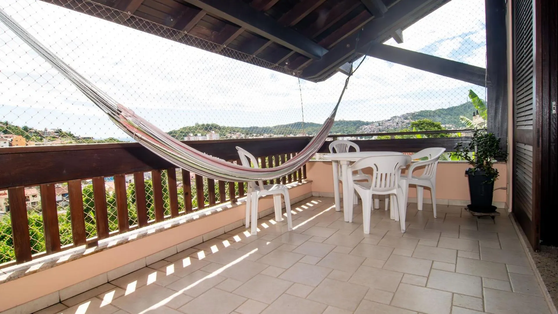 Сasa de vacaciones Casarao Com Hidromassagem, 450M Da Ufsc Ur7452 Villa Florianópolis Brasil