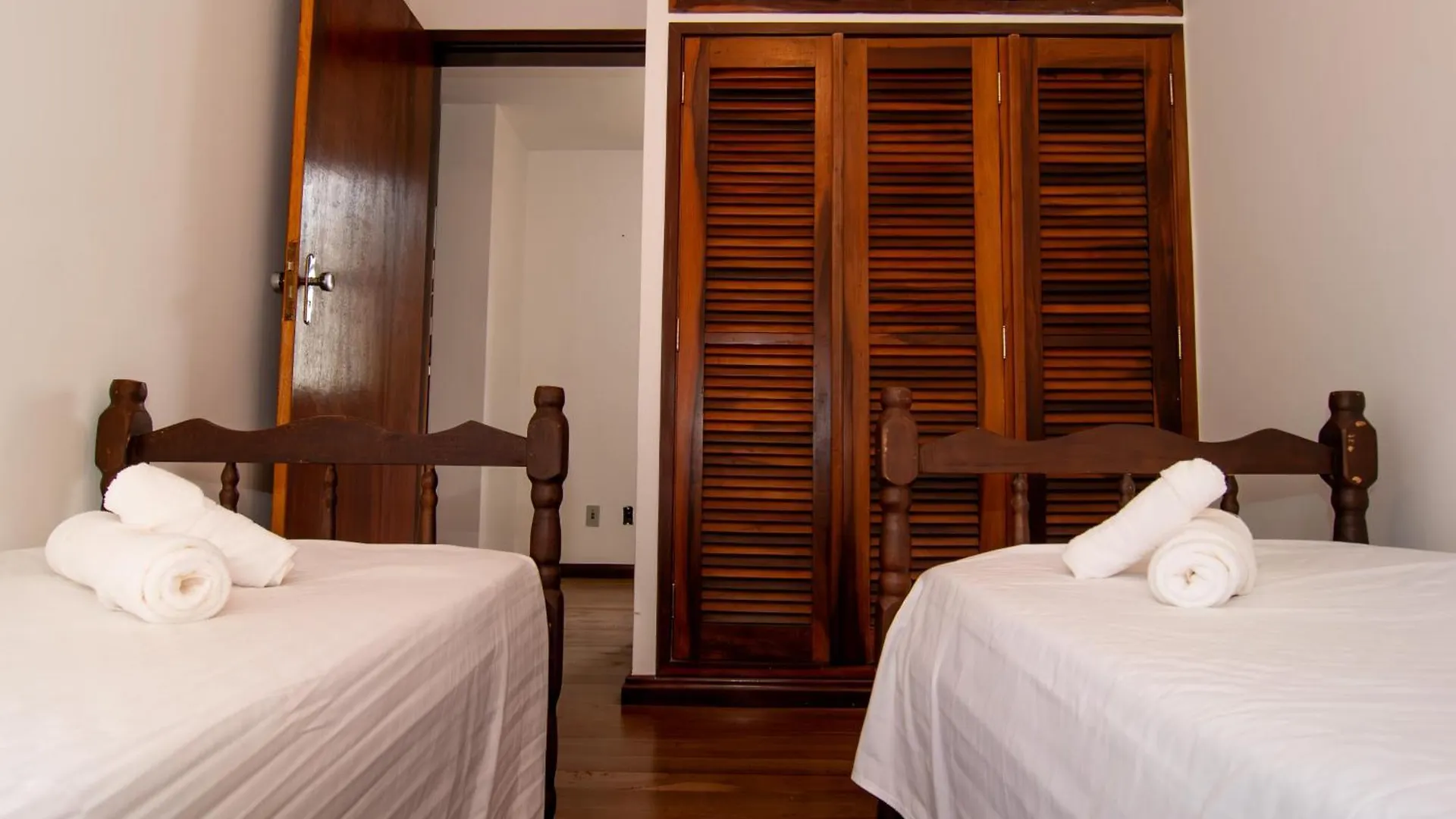 Сasa de vacaciones Casarao Com Hidromassagem, 450M Da Ufsc Ur7452 Villa Florianópolis