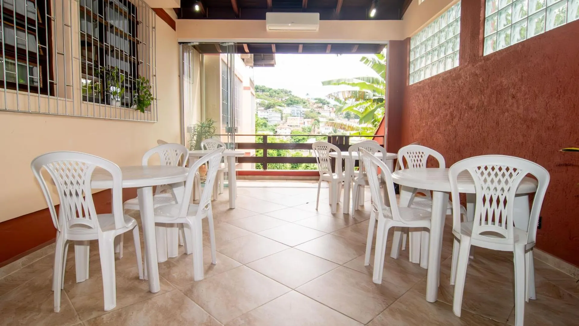 Holiday home Casarao Com Hidromassagem, 450M Da Ufsc Ur7452 Villa Florianopolis
